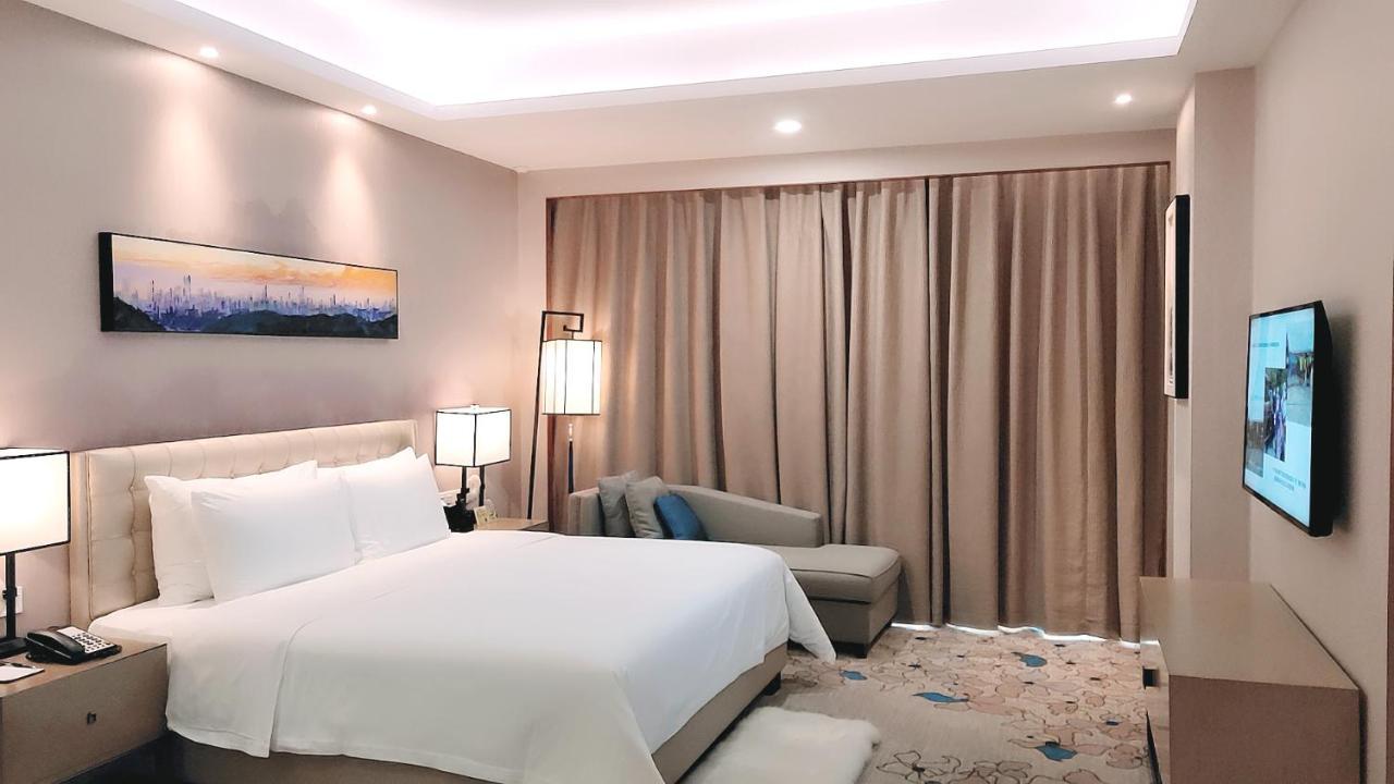 The Thousand Lantern Lake Hotel Foshan Bagian luar foto